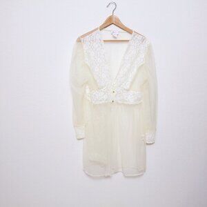 Amoureuse‎ Translucent Lace Robe Lingerie